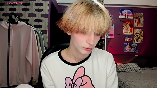 Snapshot of sweet_peach___ chatting on 07.04.26 sweet peach online show from 07.04.26