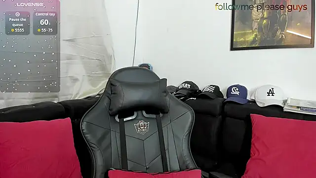 sweetlatinoboy online show from 04.16.26