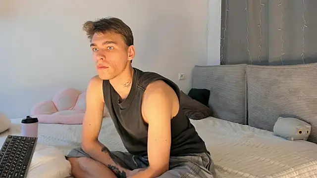 Shadow blink online show from 04.06.26