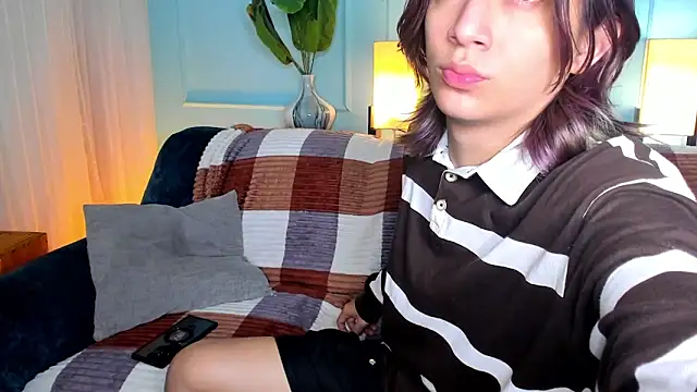 Keita Moon online show from 04.15.26