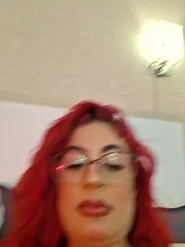 Scarlet Evanss  online show from 04.15.26