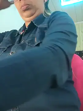 Snapshot of Melisa_14 chatting on 04.06.26 Melisa 14 online show from 04.06.26