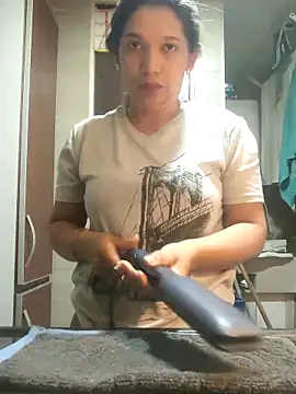 Snapshot of Melisa_14 chatting on 04.11.26 Melisa 14 online show from 04.11.26