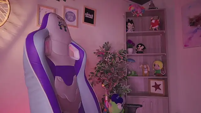 Megan Starling online show from 04.09.26