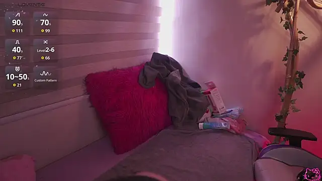 Megan Starling online show from 04.13.26