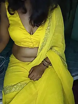 Snapshot of mayakapoor880 chatting on 06.05.26 mayakapoor880 online show from 06.05.26