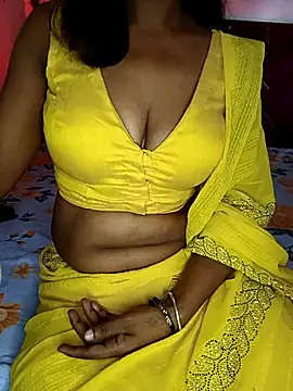 Snapshot of mayakapoor880 chatting on 06.08.26 mayakapoor880 online show from 06.08.26