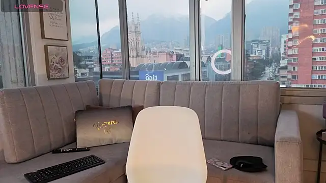 shy-vibes online show from 04.15.26