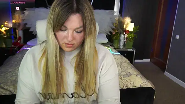 AlissyaGrayy online show from 04.11.26