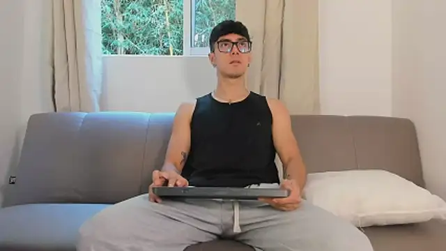 etham wolf1 online show from 03.28.26