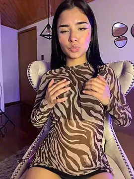 Shalom pink18 online show from 04.03.26