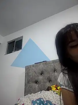 cristaal pink online show from 03.31.26