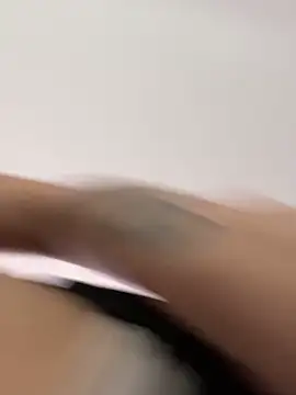 cristaal pink online show from 04.15.26