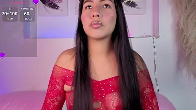 Luna Maisoon online show from 04.18.26