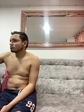 leoylia online show from 04.10.26