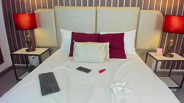 paulette bustamante online show from 04.15.26