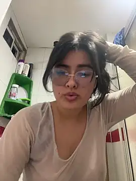 LinaEvansonn online show from 04.15.26