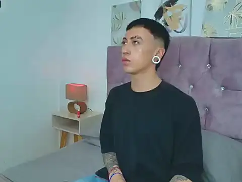 Yoshua Smith online show from 04.06.26