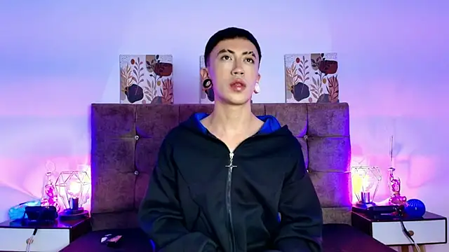 Yoshua Smith online show from 04.14.26