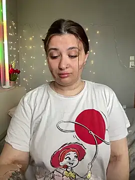 Taya lips online show from 04.10.26