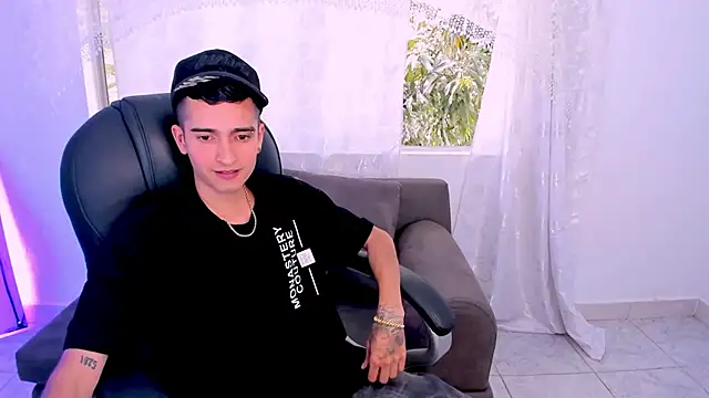 Ethann Boy online show from 04.03.26