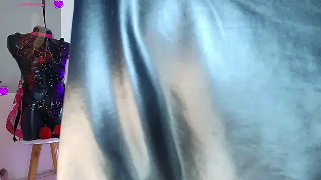 Zully Green online show from 03.19.26