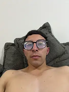 LeonBlazze online show from 04.10.26