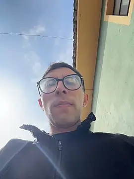 LeonBlazze online show from 04.13.26