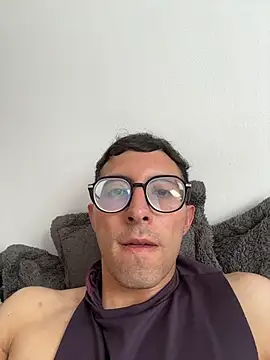 LeonBlazze online show from 04.15.26