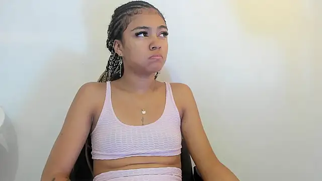 Snapshot of Alaia2 chatting on 04.07.26 Alaia2 online show from 04.07.26