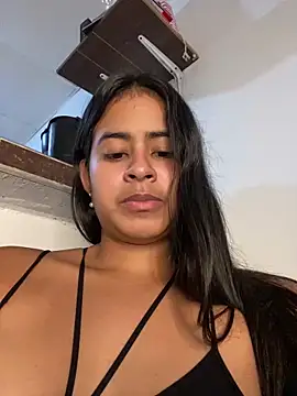 lucirganaxxx online show from 04.05.26