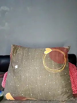 Snapshot of SexypuppyXX chatting on 04.07.26 SexypuppyXX online show from 04.07.26