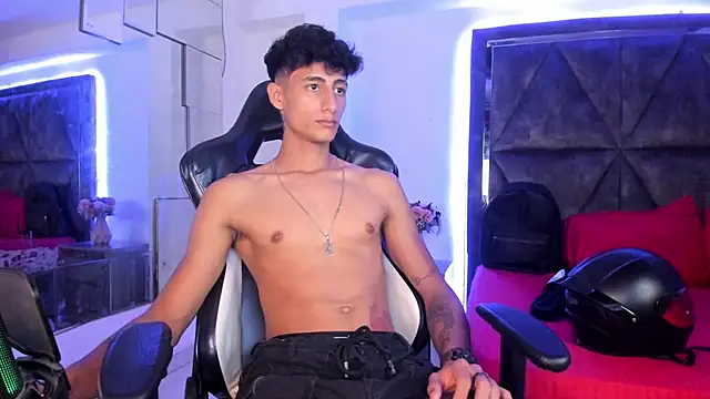 MaxiimoRomano  online show from 04.01.26