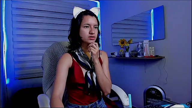 Clawdeen Hot online show from 04.14.26