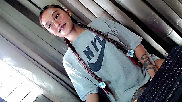 Snapshot of Jessicasfantasy chatting on 03.26.26 Jessicasfantasy online show from 03.26.26