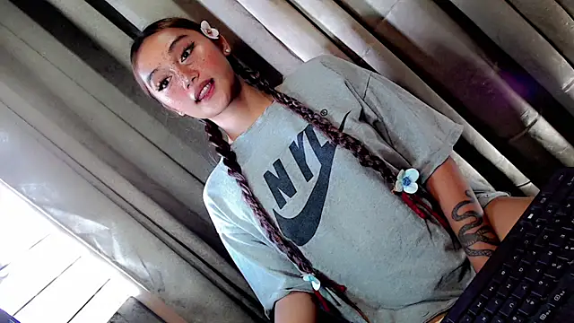 Snapshot of Jessicasfantasy chatting on 03.30.26 Jessicasfantasy online show from 03.30.26