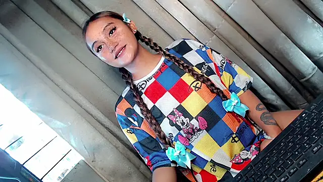 Snapshot of Jessicasfantasy chatting on 04.15.26 Jessicasfantasy online show from 04.15.26