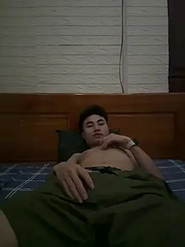 Hoanganhdayroii online show from 04.15.26