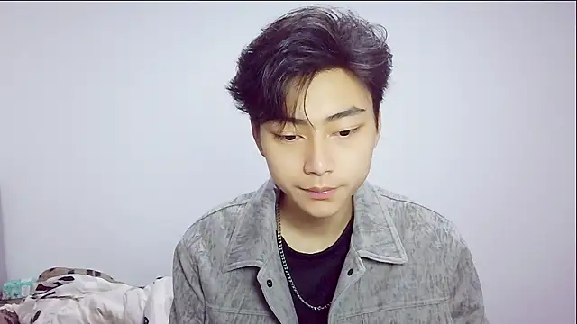 XX-XIUXIU online show from 04.03.26