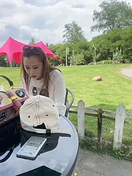 LuckyGirl-11 online show from 04.15.26