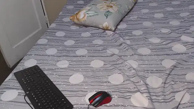 YourShySweetGal online show from 04.07.26