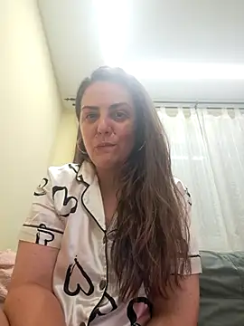 Snapshot of Arya_Malone chatting on 07.29.26 Arya Malone online show from 07.29.26