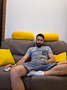 AmicisegretiITA online show from 04.07.26