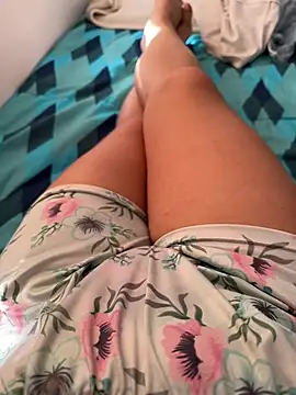 rafaella stefano online show from 04.18.26