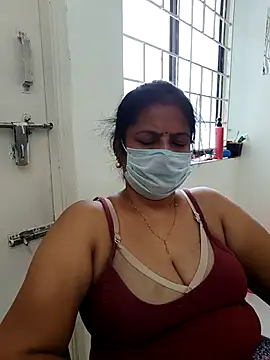 Snapshot of tamil_manjalmaami chatting on 06.13.26 tamil manjalmaami online show from 06.13.26