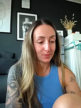 NicoleKaiser online show from 04.07.26