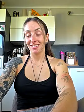 NicoleKaiser online show from 04.09.26