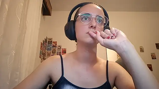 Snapshot of SanjuanaEytchison chatting on 03.27.26 SanjuanaEytchison online show from 03.27.26