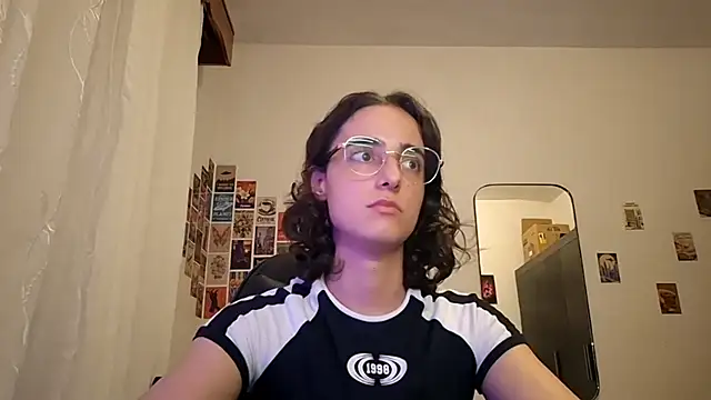 Snapshot of SanjuanaEytchison chatting on 04.01.26 SanjuanaEytchison online show from 04.01.26