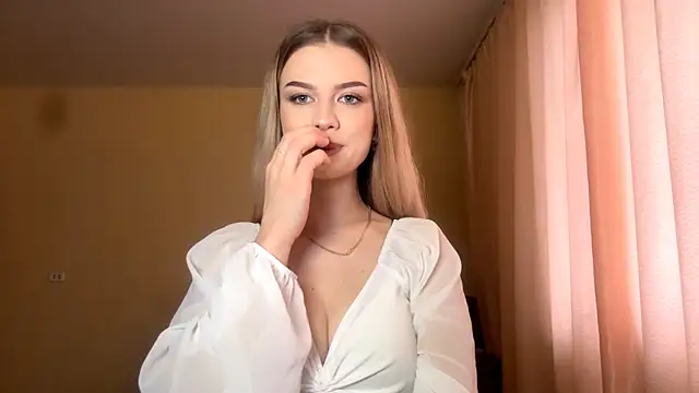 DeettaTolly online show from 04.17.26